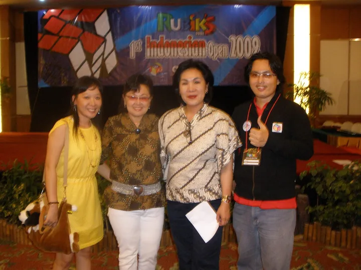 Kompetisi speedcubing Indonesia Open 2009, foto 3