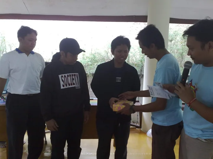 Jakarta Rubik’s Cube Club berkunjung ke cuber tunanetra Mitra Netra, foto 5