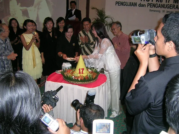 Penganugerahan rekor MURI, Semarang 2007, foto 12